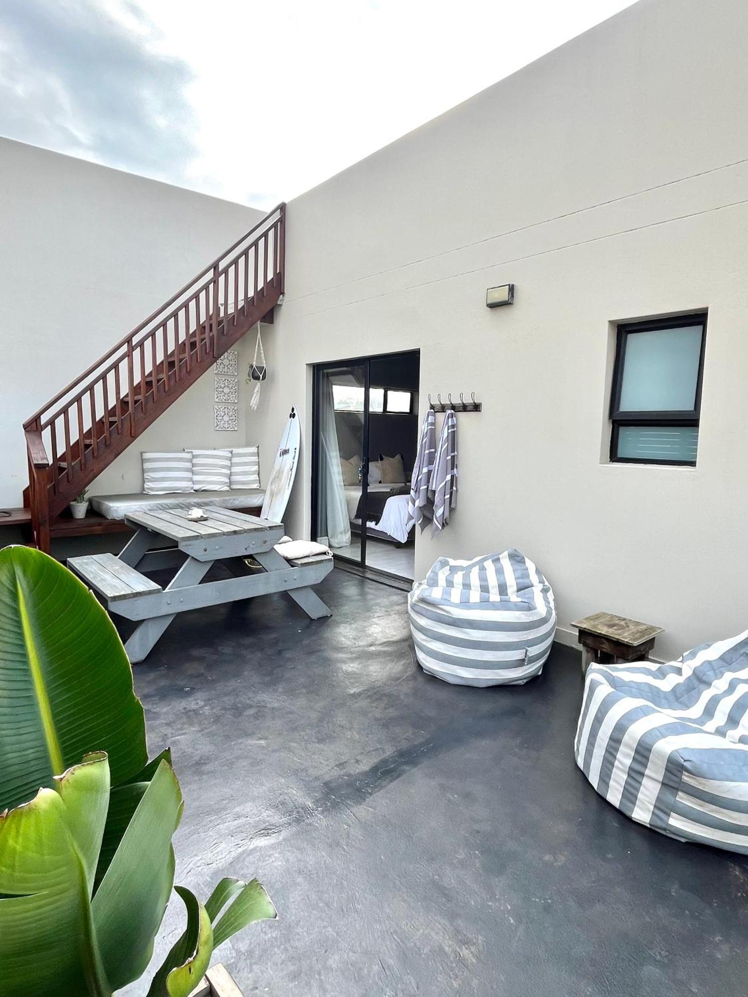 Lower Point Surf Studio Jeffreys Bay Exterior foto