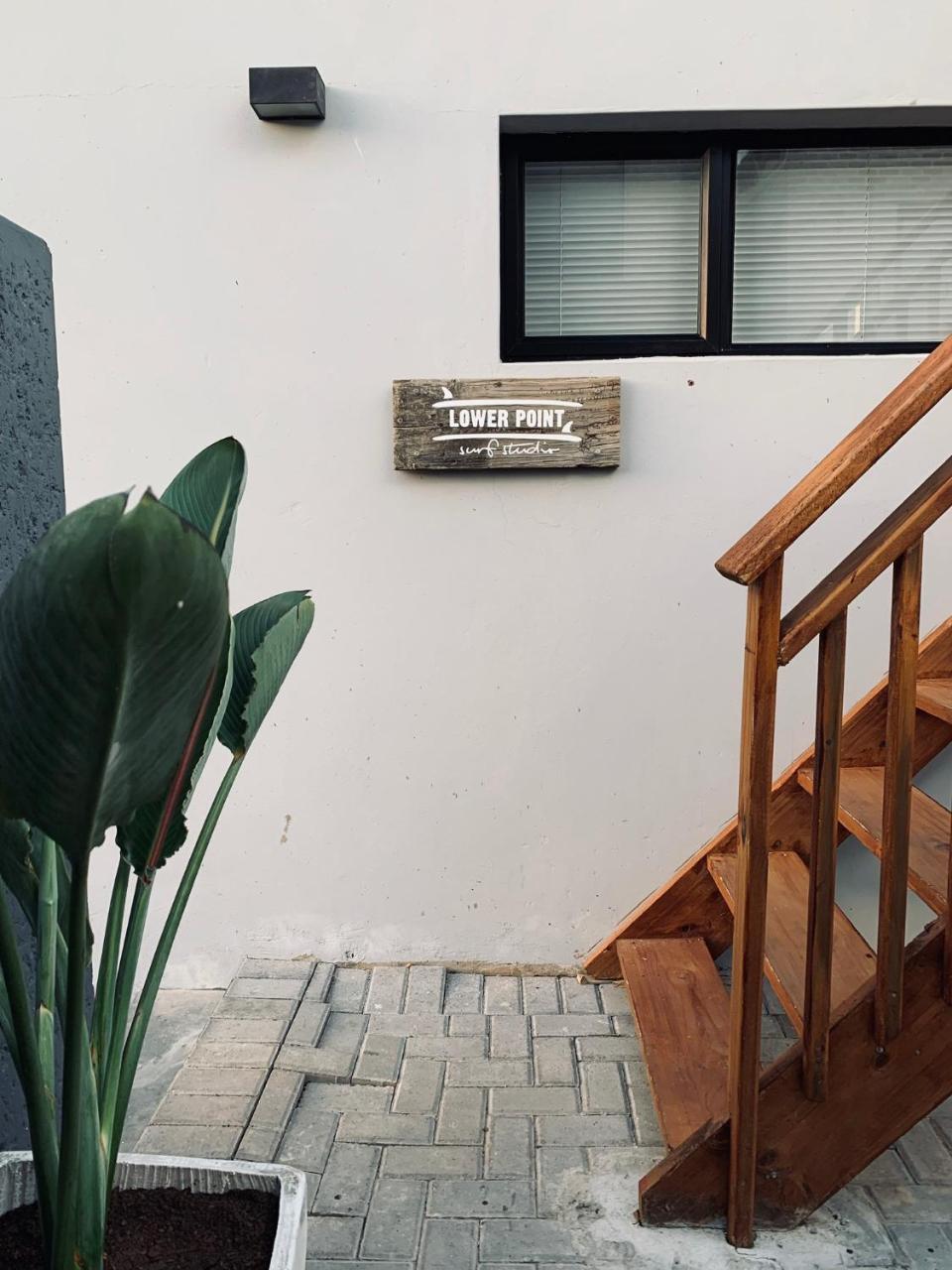 Lower Point Surf Studio Jeffreys Bay Exterior foto